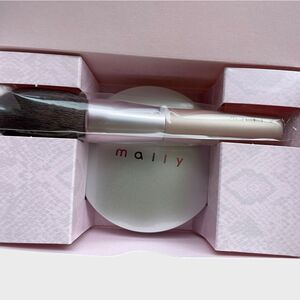 Mally Age Rebel Diamond Un-Powder Full Size w/ Brush ~Fair/Light ~NEW IN BOX